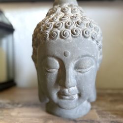 Ceramic Meditating Buddah