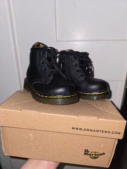 Baby girl dr martens