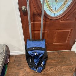 Rolling duffel bag