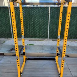 Powertec Squat Rack/bench Press Cage