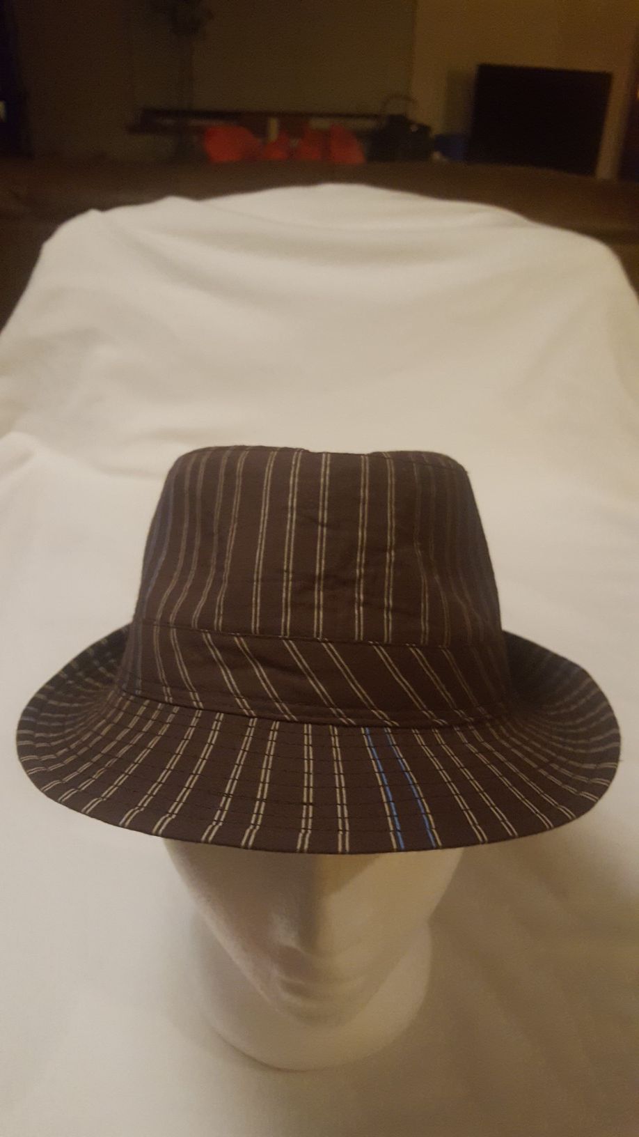 Billabong fedora hat brown with stripes size small medium