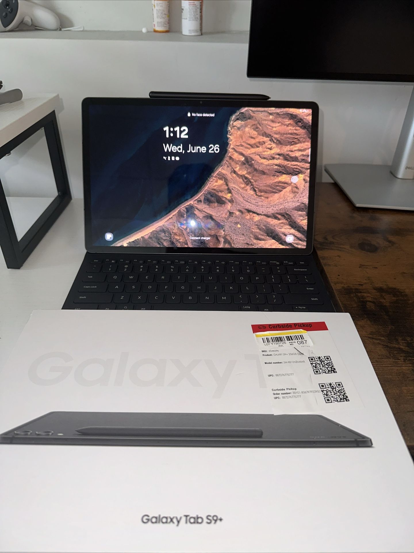 Samsung Galaxy Tab S9 Plus 256 GB + Samsung Book Cover Keyboard. Open box.