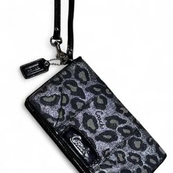 Y2K Vintage Leopard Shimmery Wristlet Wallet 