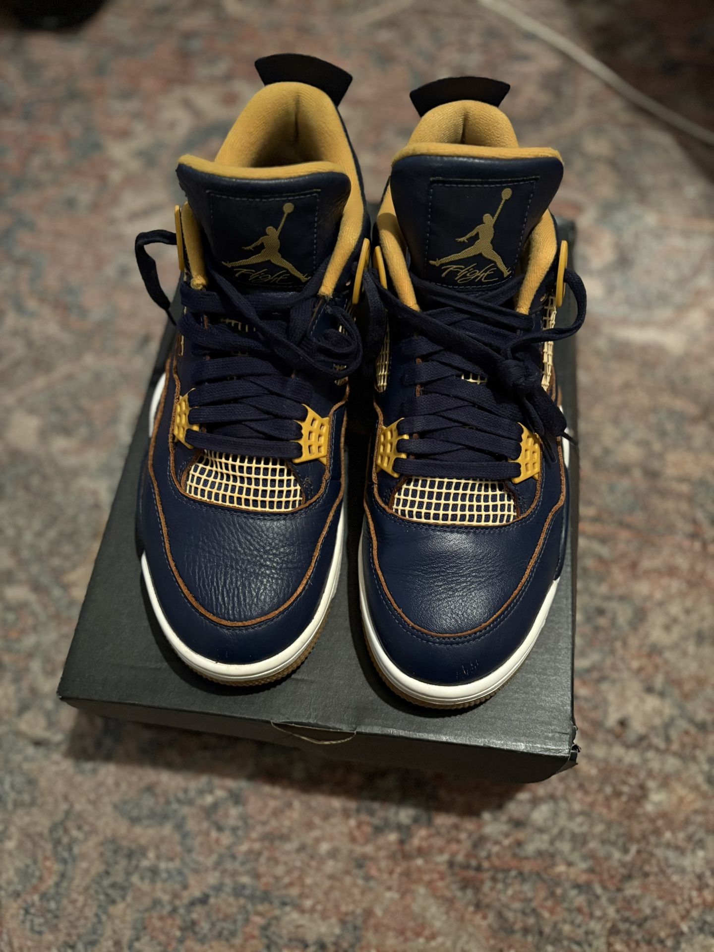 Men Jordan 4s Size 11