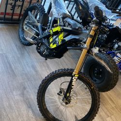 Surron Light Bee Dirt Bike 