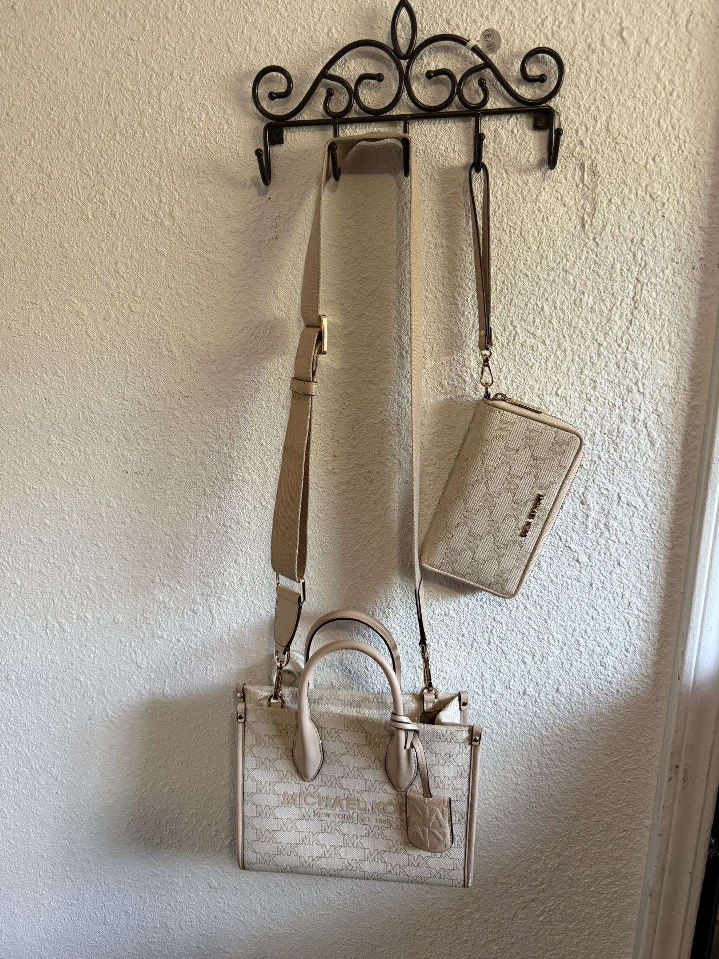 Bolsa Y Cartera MICHAEL KORS Muy Poco Uso En Perfecto Estado