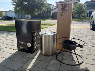 Full home brewing Kit, Burner, pot and keg
