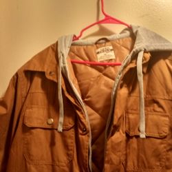 Nice tan coat XL men size with a hood