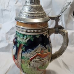 Beautiful Vintage Beer Stein 