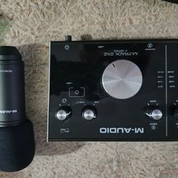 MAudio Mic  And 2x2 Track