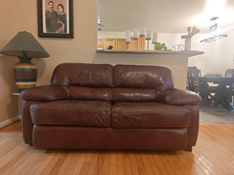 Leather sofa set