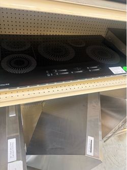 Frigidaire 36” induction cook top