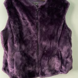 Ladies Purple Faux Fur Vest-size  XL