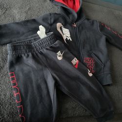 Nike Toddler Set