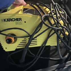Karcher 302 power washer 