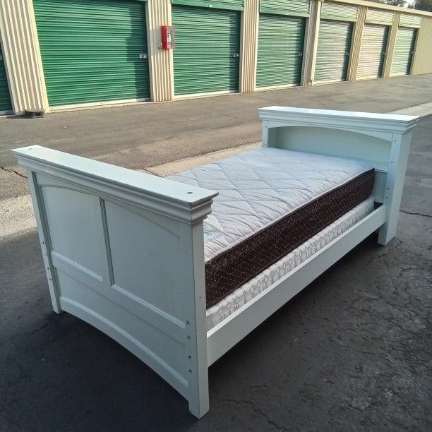 TWIN BED FRAME WITH BOX SPRING AND MATTRESS