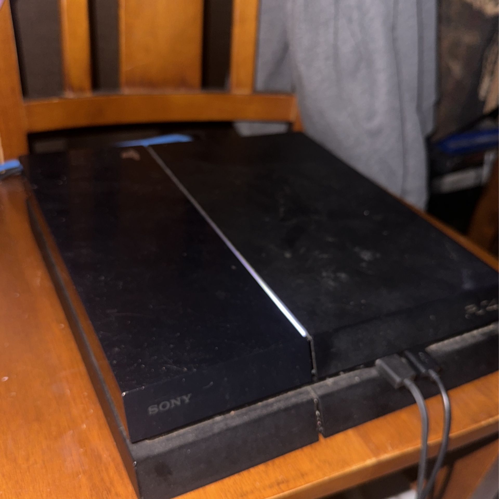 PS4 Standard Edition 