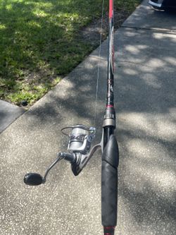 7 ft Bass pro shop rod with quantum throttle 10 reel
