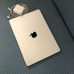 MacBook Air M2 Final Cut Logic Pro Photoshop Premiere Office 