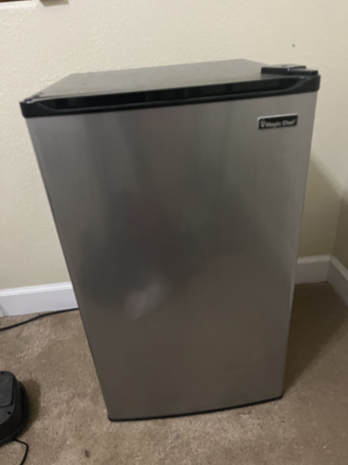 Small Refrigerator