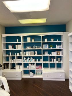 Custom Made Display Bookcase Shelving