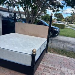 King bed whit mattress