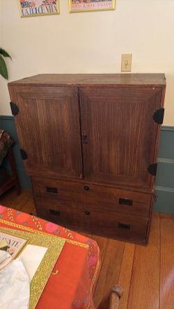 Free cabinet