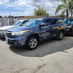 2014 Toyota Highlander LE