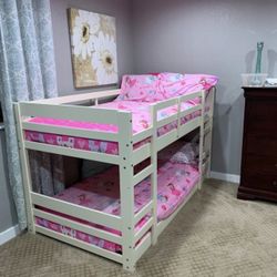 Twin Over Twin Bunk Bed 