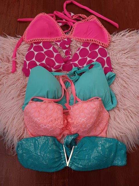 VICTORIA SECRET SIZE M-L BUNDLE $25 FOR ALL