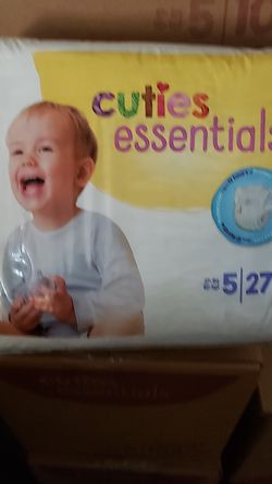 Size 5 diapers 4 packs in 5 boxes 27 per pack