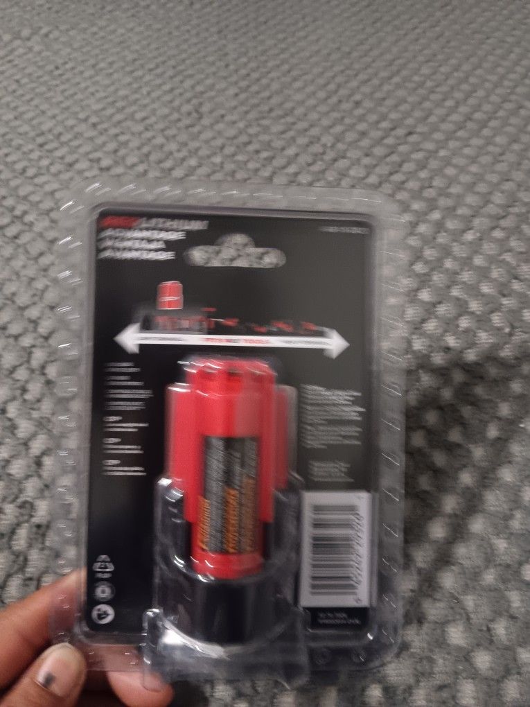 Milwaukee Battery 12v 2.0