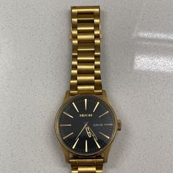 Nixon Watch