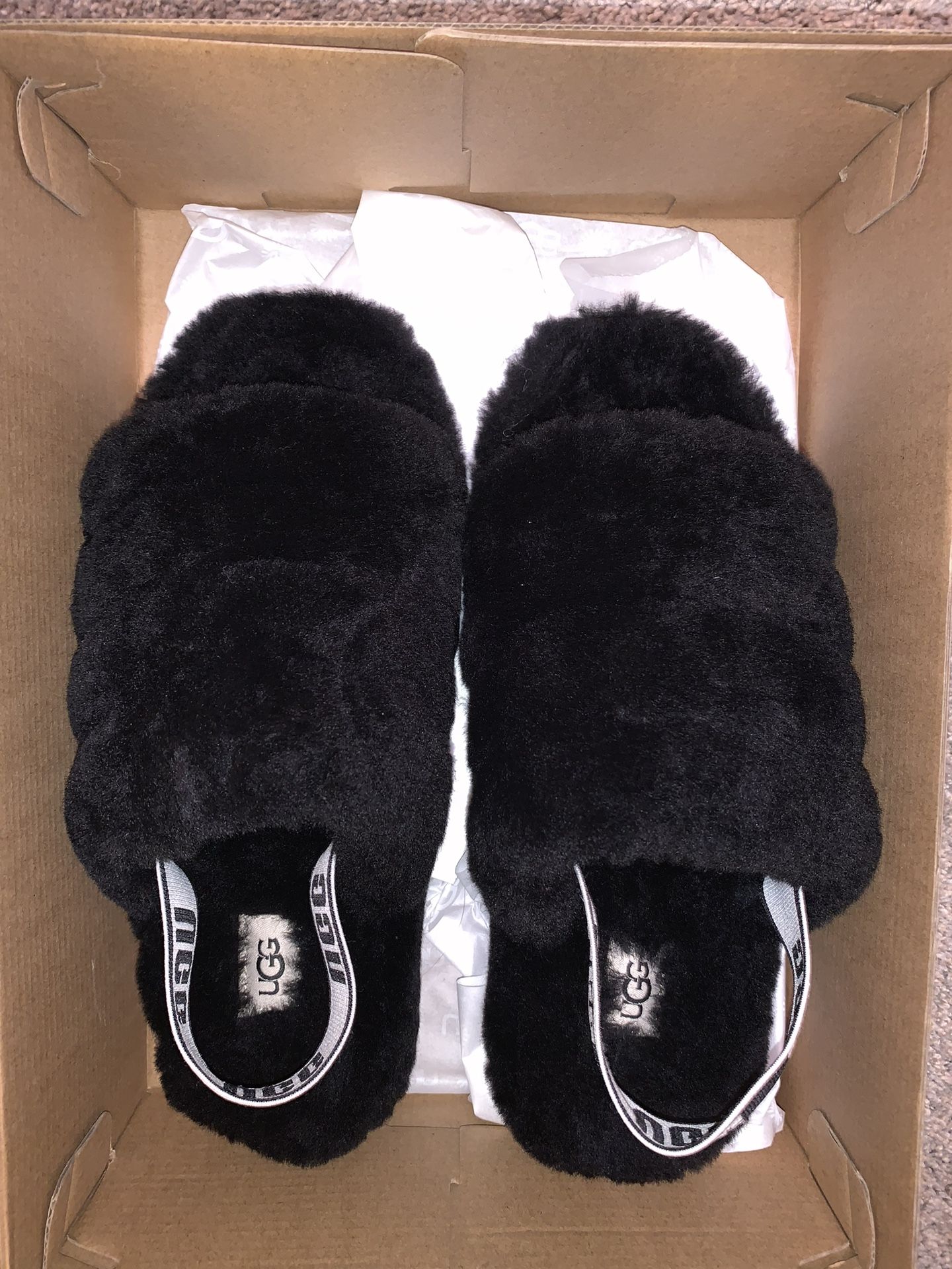 UGG fluff Slide