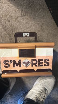 S’mores kit box