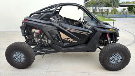 2022 POLARIS PRO R ULTIMATE