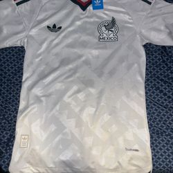 Mexico 26 Away Authentic Jersey
