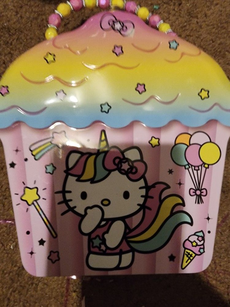 Hello Kitty Lunch Pail