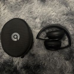 Beats  Solo 3 By Dre