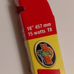 18 in Zoo Med ReptiSun 5.0 UVB and 10 UVB T8 Fluorescent Reptile Lamp Tube 18 in 15W