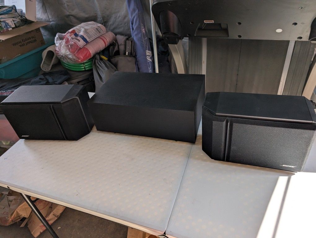 2- Bose 201 Series IV Bookshelf & Subwoofer