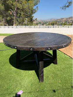Wood round Dining Table