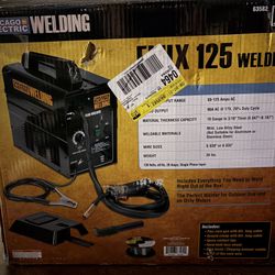 Chicago Electric Flux 125 Welder 