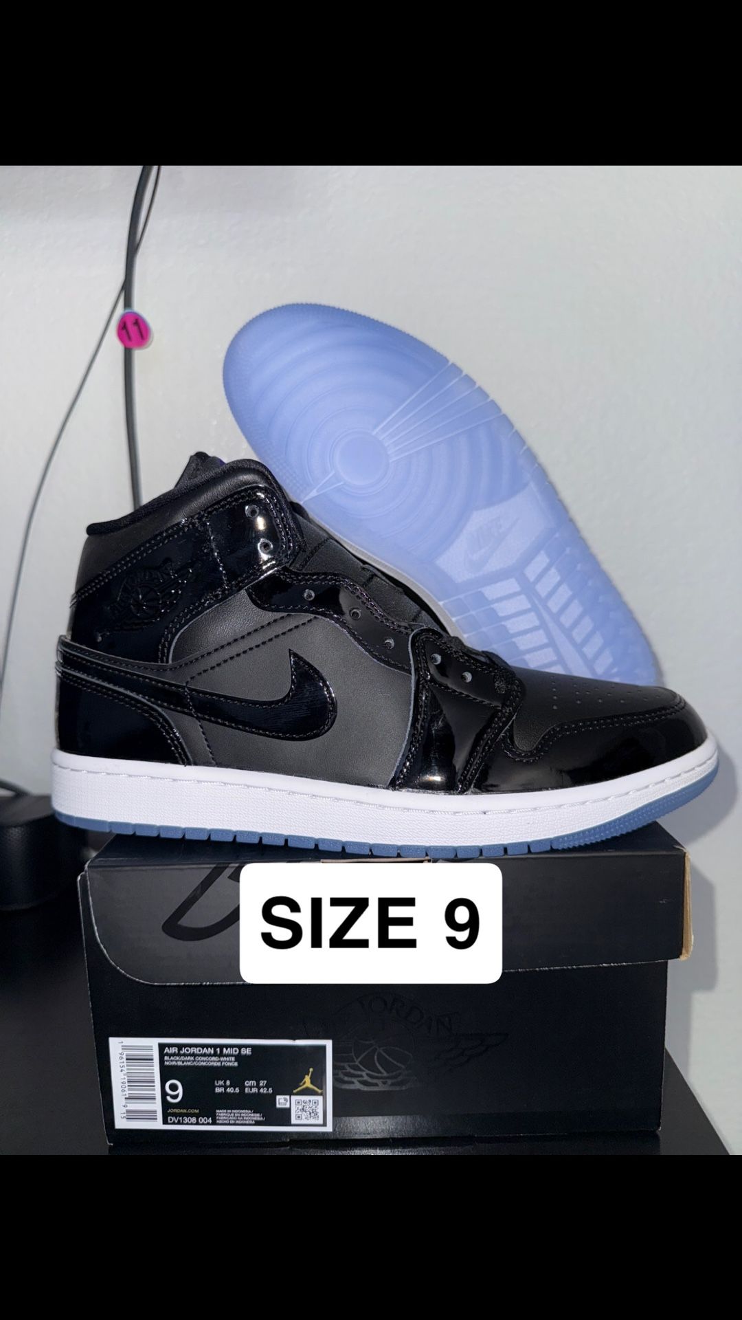Jordan 1 Mid SE Size 9 Space Jam New In Box