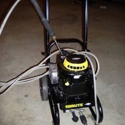 Brute 2100 Psi Pressure Washer 