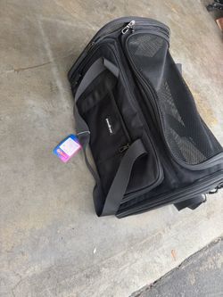 Dog carrier