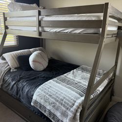 Bunk Bed 
