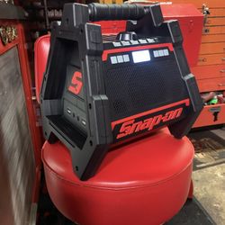Snap On Bluetooth Speaker 