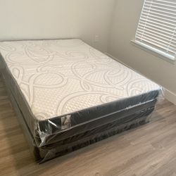 Queen Size Mattress 10 Inches Thick With Box Springs Also Available in Twin-Full-King New From Factory Same Day Delivery