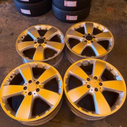 4 take off rim Mercedez Benz OEM size 19 bolt pattern 5x112 Silver $599